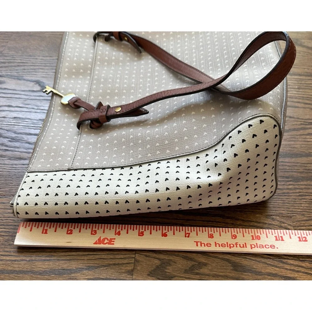 Fossil Rachel Women's Tote Bag Large Tan Heart Canvas Leather Shoulder Purse